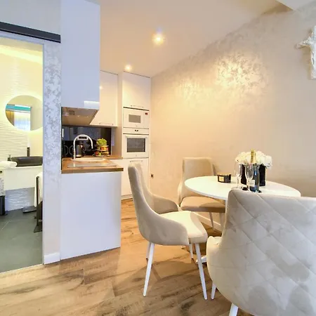 Luxury Jf Rab Town