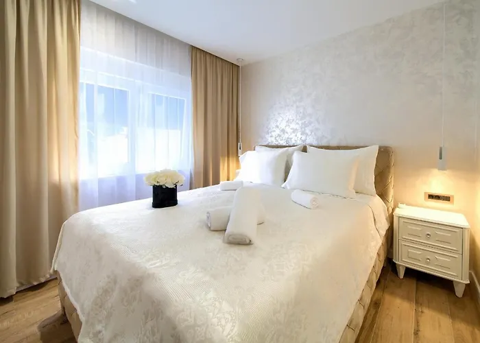 Luxury Jf Rab Town
